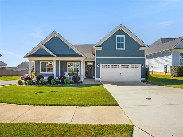 306 Townsend Ave, Greer, SC 29651