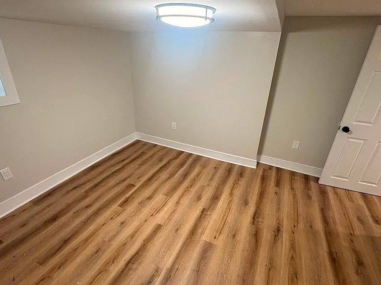 2625 Huntingdon Ave #1 — Photo 20