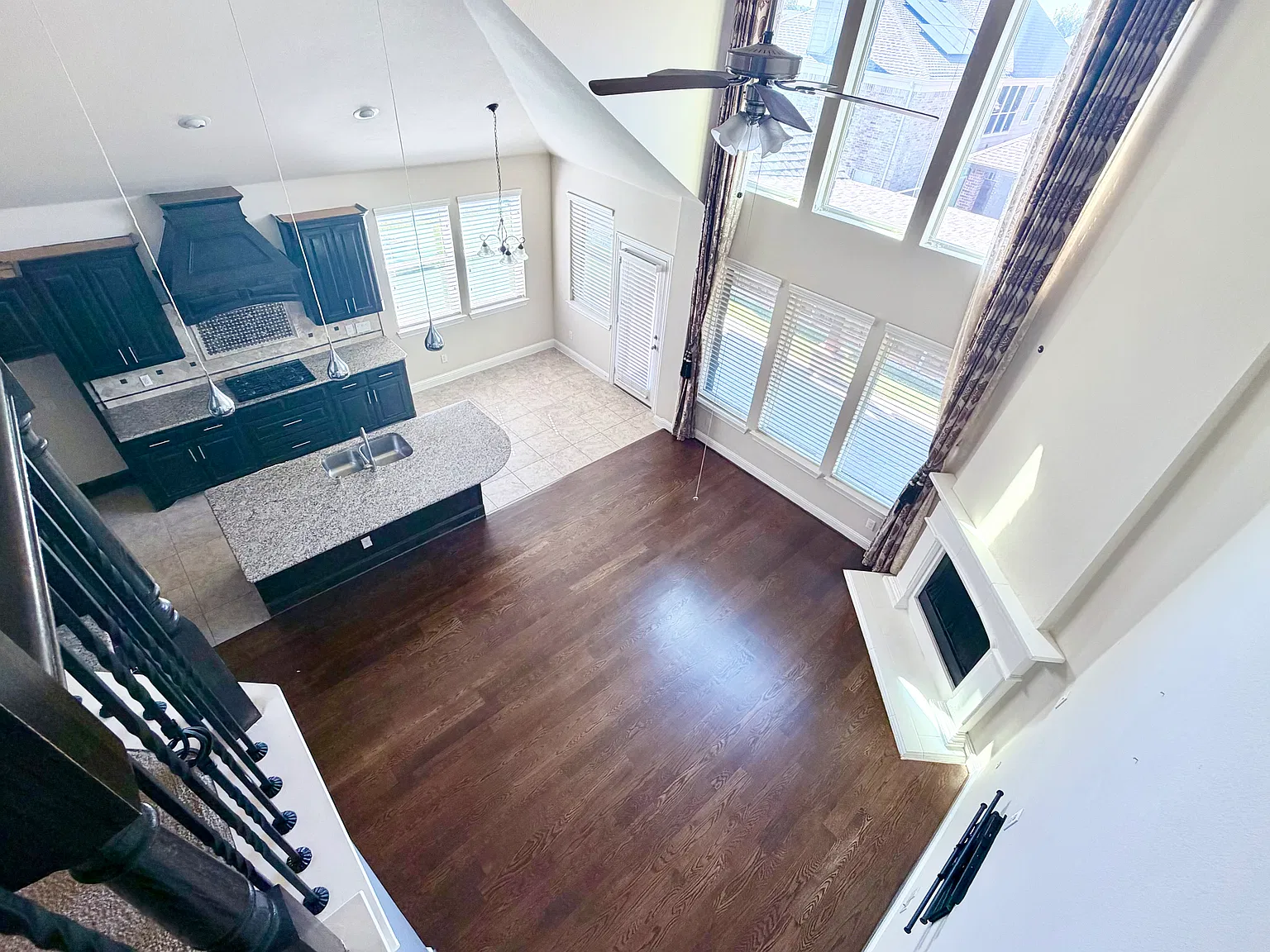 5 bed, 3124 sqft, $3,300 — Photo 4