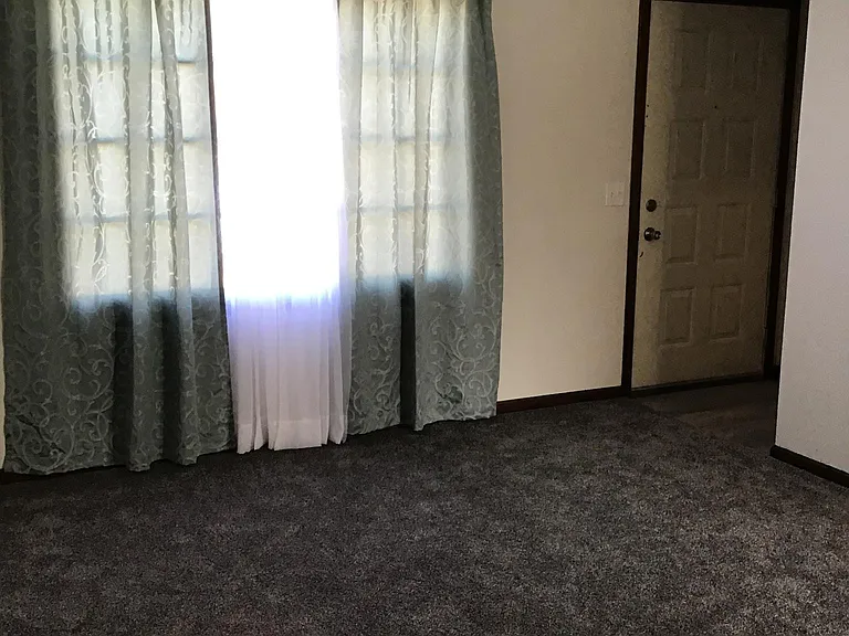 1132 E Ash St #A — Photo 10