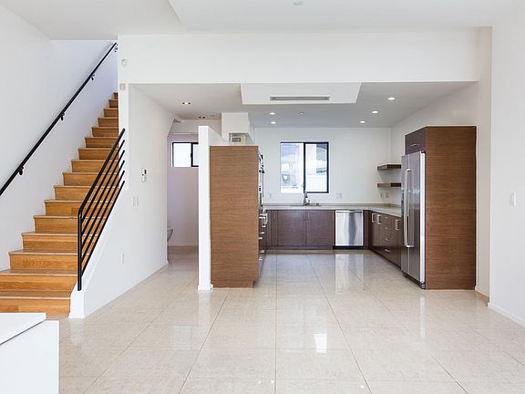 3rd image of 8639 Whitworth Dr #102