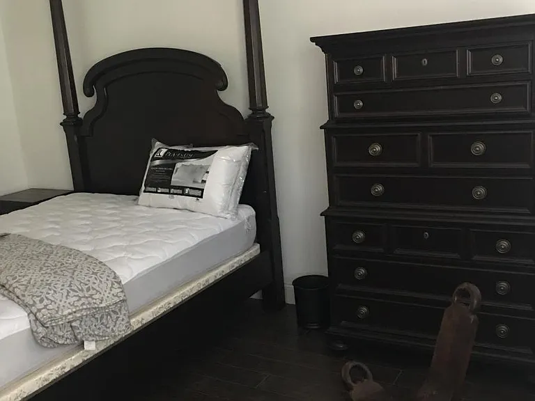 221 W Buckthorn St #22 — Photo 19