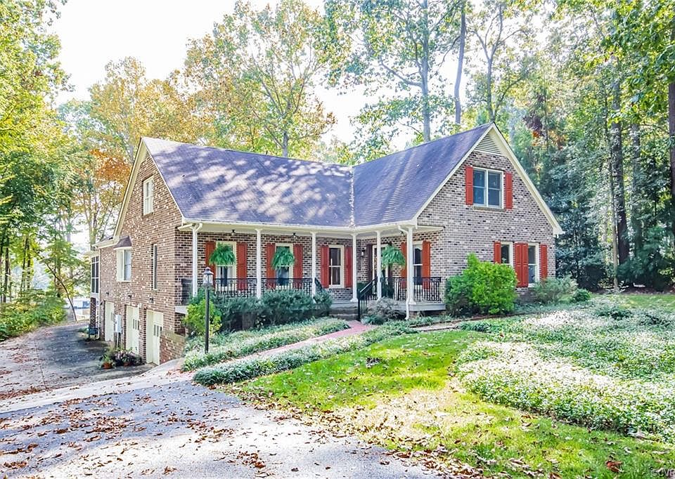 1st image of 20225 Oak River Ct