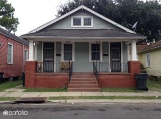 1707 Rousselin Dr, New Orleans, LA 70119