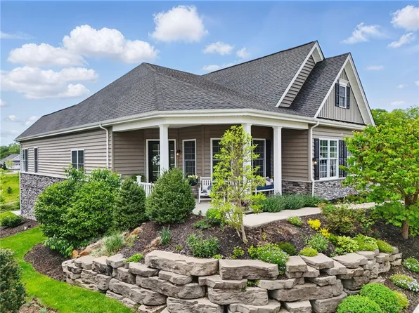 245 Jefferson Ln, Cranberry Township, PA 16066