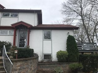 8 Stevens Ln #A, Cohasset, MA 02025