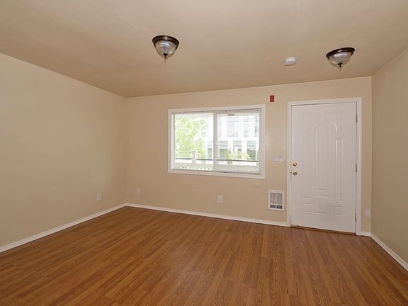 5th image of 1524 S J St APT 4