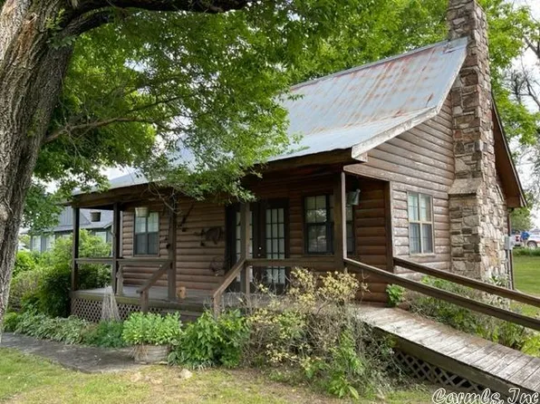 647 Ash Flat Dr, Ash Flat, AR 72513