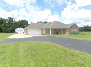 1555 Cox Rd, Henderson, TN 38340