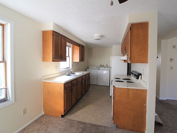 4th image of 85 Mason St #1