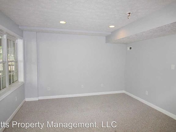 5th image of 505 Barrington Way
