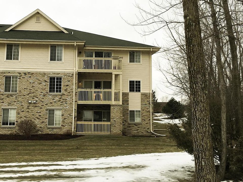 1st image of 530 Windstone Dr