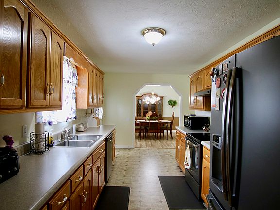 5th image of 3904 High Meadow Dr