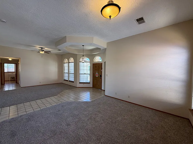 7281 Spruce Mountain Loop NE — Photo 8