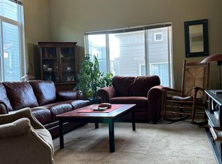 406 Carl St #B, San Francisco, CA 94117