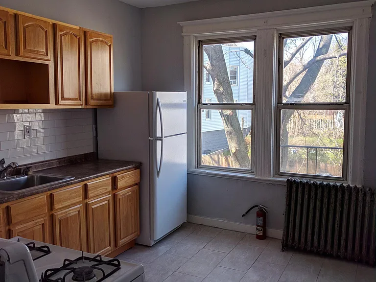 565 Garfield Ave #CALL 201-401-8697 — Photo 11