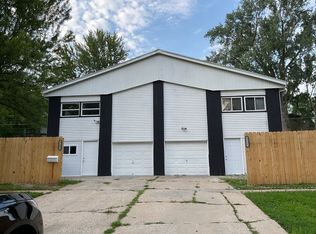 9209 W 83rd St, Overland Park, KS 66204