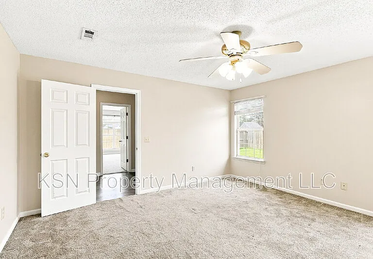 17 Arbor Ridge Way — Photo 16