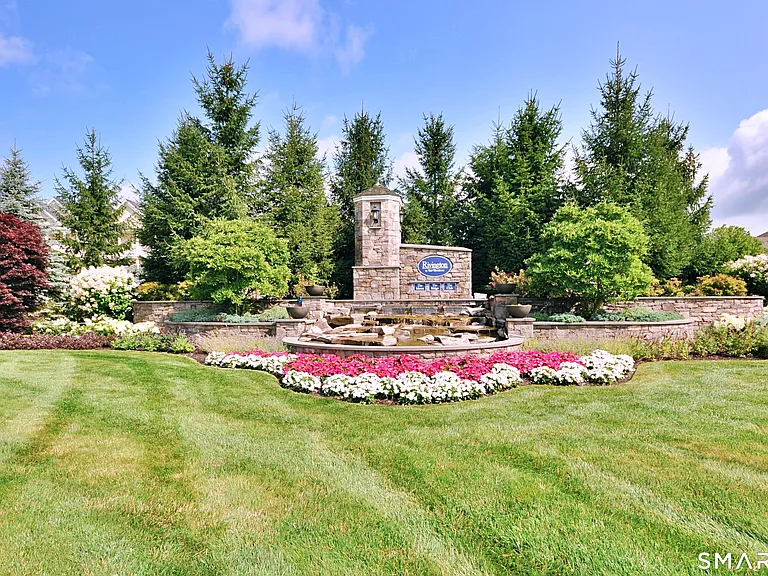 113 Center Meadow Ln #113 — Photo 40