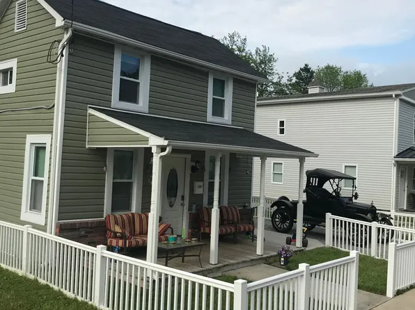 13 Walnut St, North East, MD 21901