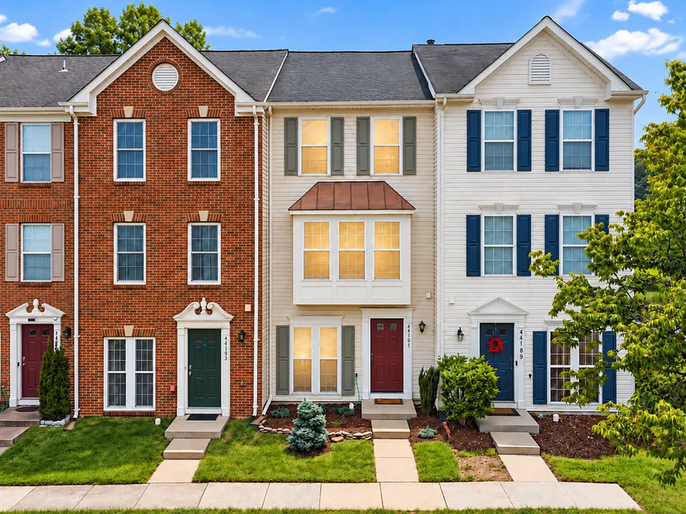 44191 Litchfield Ter