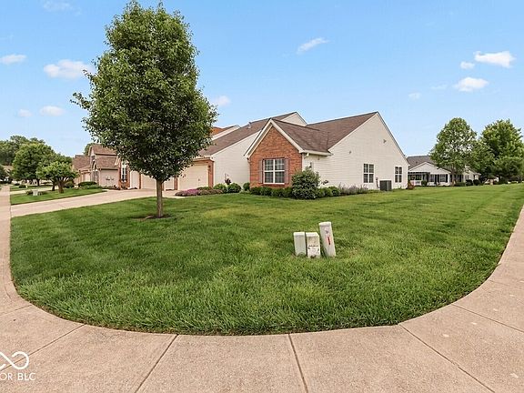 3rd image of 1448 Hamilton Dr