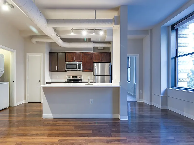 Charming 1 Bedroom/1 Bathroom Apartment Unit in Downtown Baltimore, MD! Unit 416 — Photo 54