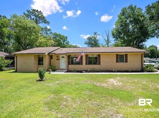 2777 Santa Rosa Cir, Lillian, AL 36549