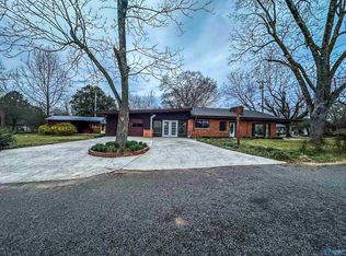 301 Alabama Ave NE, Ave, AL 35077