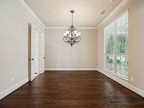 5th image of 1005 Homer Johnson Ln
