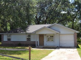 399 Joe Cook St, Cottonwood, AL 36320