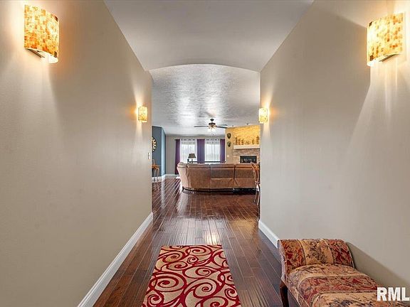 5th image of 2820 Castlerock Rdg