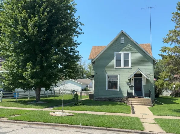 117 Leffler St, West Burlington, IA 52655