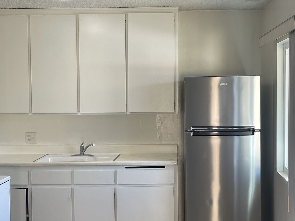 1st image of 7732 Chapman Ave #6