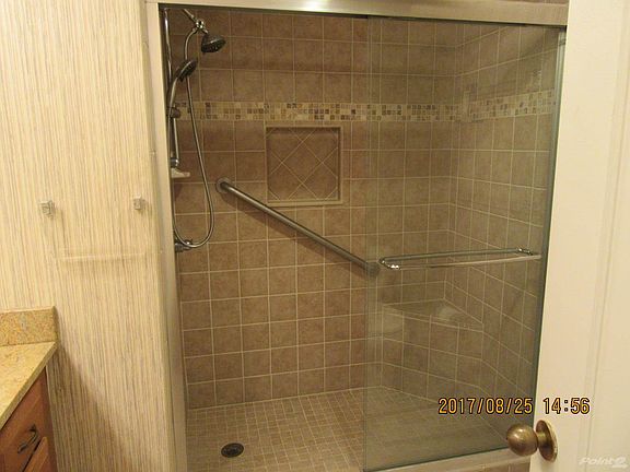 5th image of 5802 Nicholson Ln APT 601