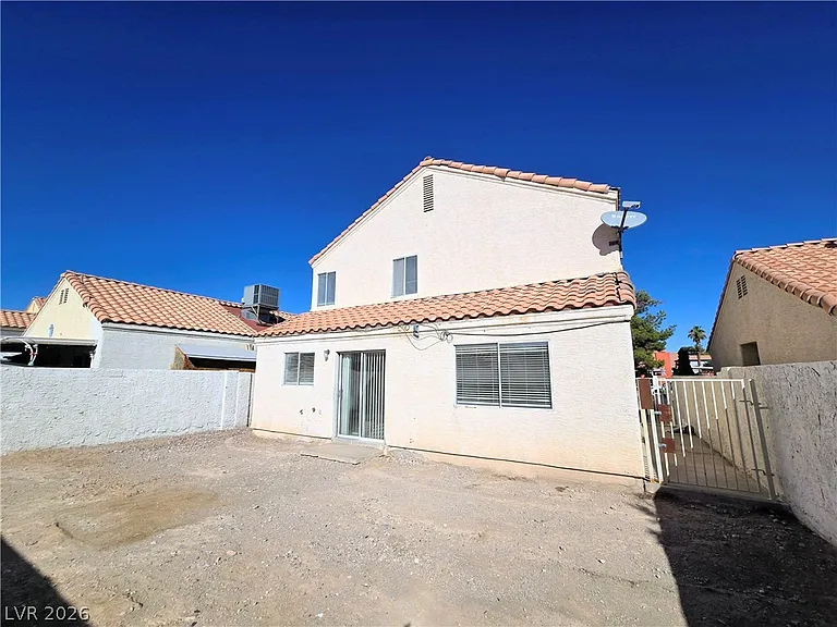5797 Cedar Ave — Photo 46