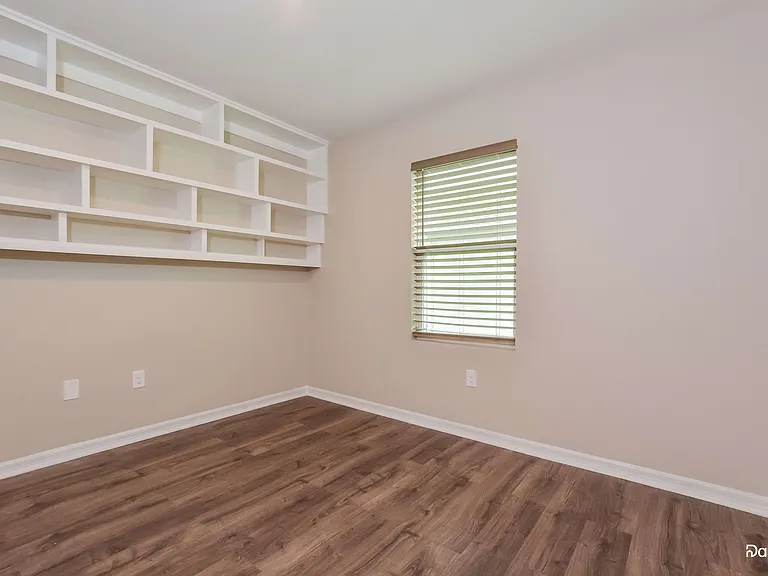 4182 Looking Glass Pl — Photo 13