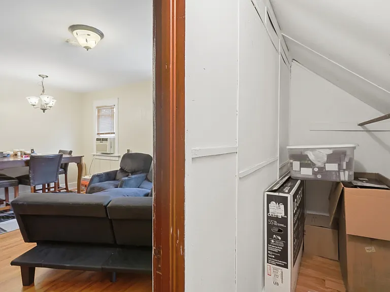 60 W Center St #2 — Photo 8