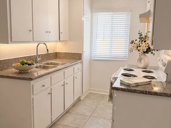 7533 Vineland Ave APT 5, Sun Valley, CA 91352