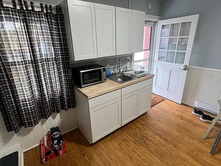 116 E Main St — Photo 5