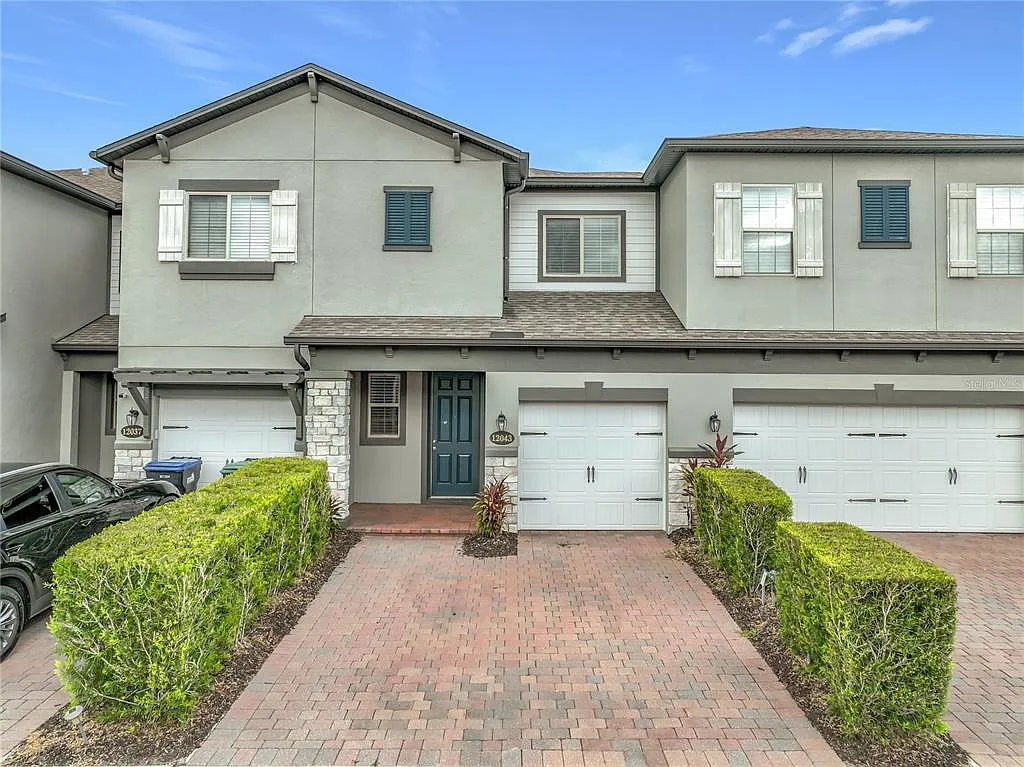 3 bed, 2.5 bath, 1862 sqft, $2,500 — Photo 4
