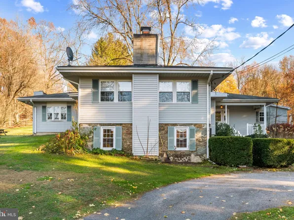 4127 Falls Rd, Millers, MD 21102