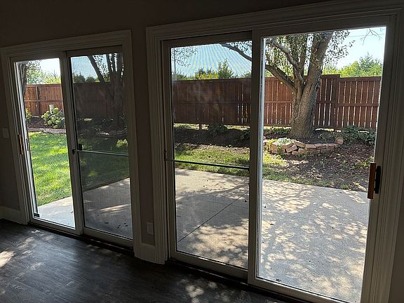 4th image of 5933 Longleaf Cir