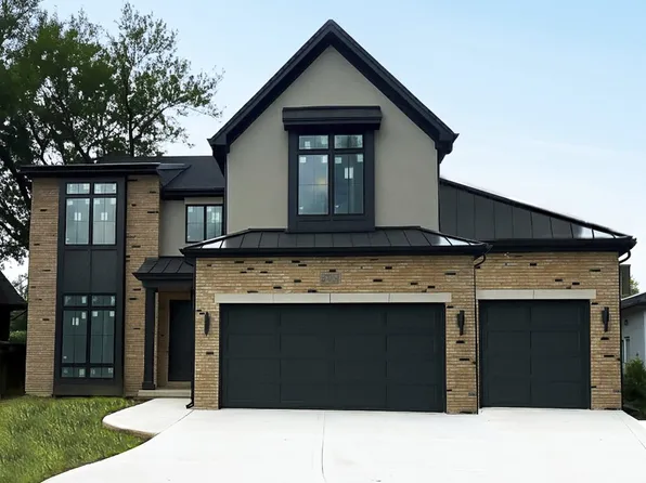 837 S Kearsage Ave, Elmhurst, IL 60126