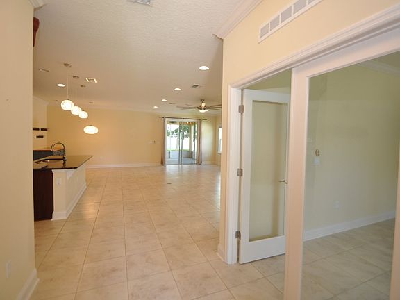 5th image of 66 Lema Ln
