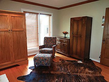 4th image of 125 Pecan St