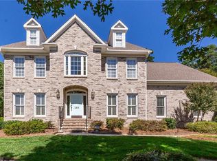 129 Thora Dr, Jamestown, NC 27282