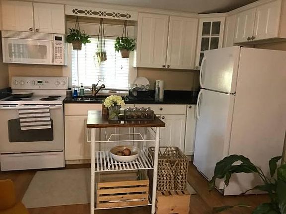 4th image of 1215 E Central Blvd APT 3