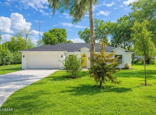 365 Alcazar Ave, De Leon Springs, FL 32130