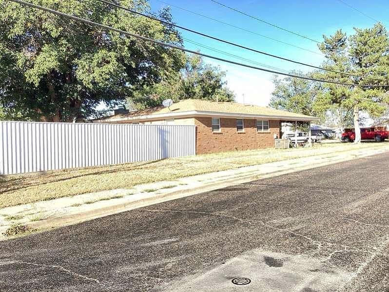 2nd image of 1301 NW 11th St